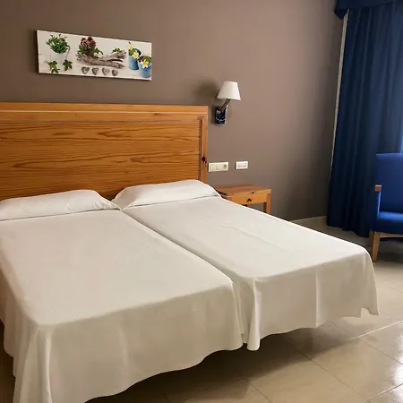 Bahia Pinosol Ξενοδοχείο με διαμερίσματα Γιαβέα